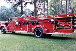 1948 mack  2  2