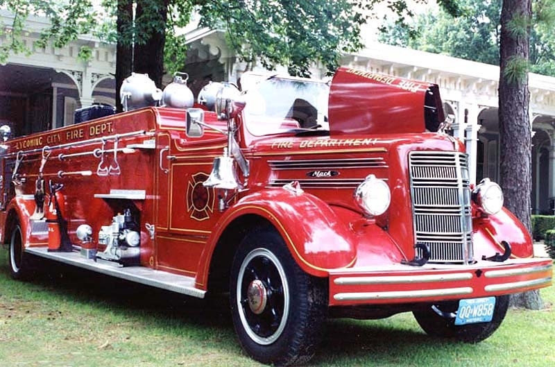 1948 mack  2 