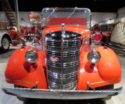 1948 mack model 45s  district  fire engine 2