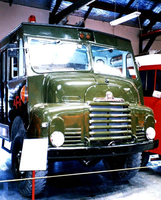 1957 bedford 4x4