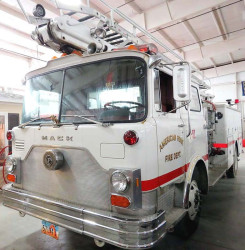 1970 mack 2 5