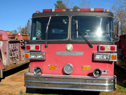 ca. 1983 mack 2