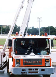 1981 mack tower 3